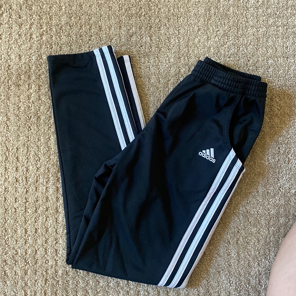Adidas Unisex Pant size Medium or 10/12